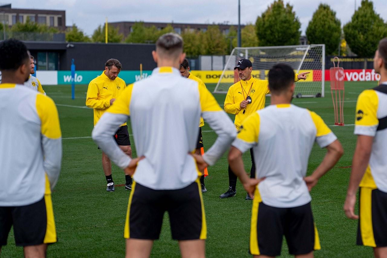 俱杯期间手, 们制造麻烦 俱杯期间手, 们制造麻烦