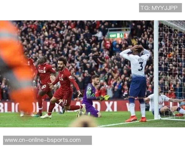 热刺与曼联激战全场精彩录像回顾1月14日赛事分析与亮点总结